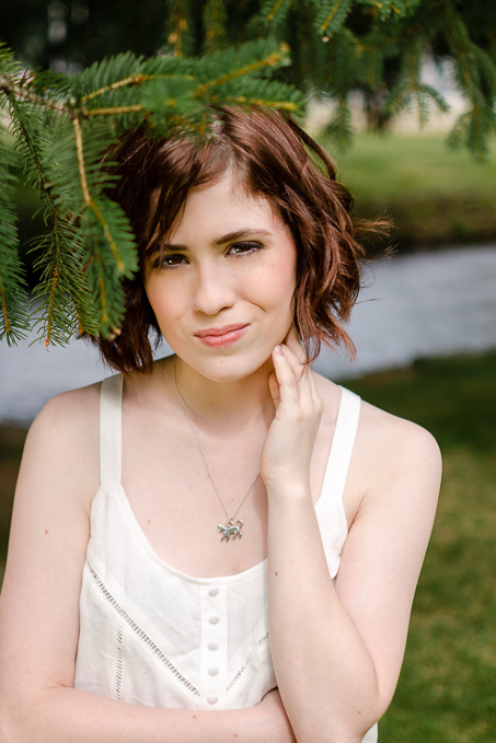 lodi senior portraits by the creek