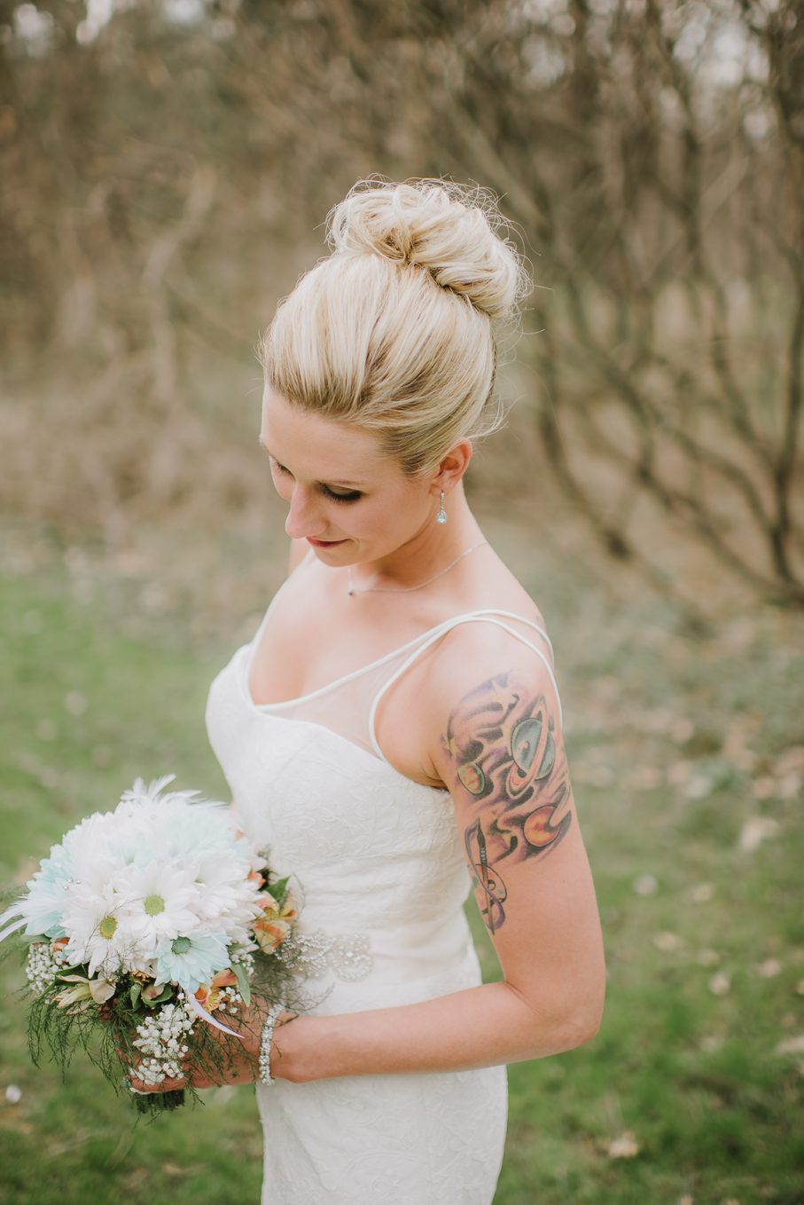 Bridal portraits at Devil's Lake.