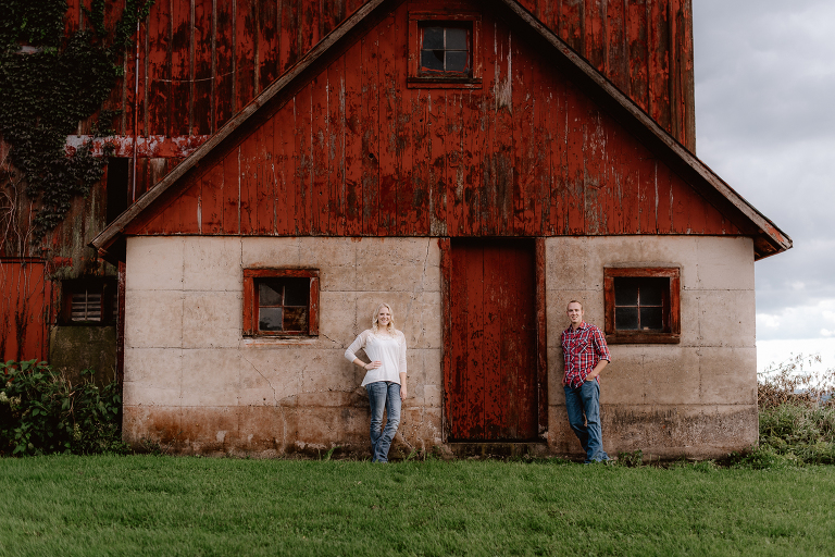 Wisconsin Dells engagement session on farm.