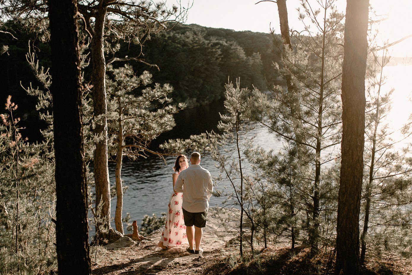 Engagement sunset photos at Cambrian Overlook in Wisconsin Dells