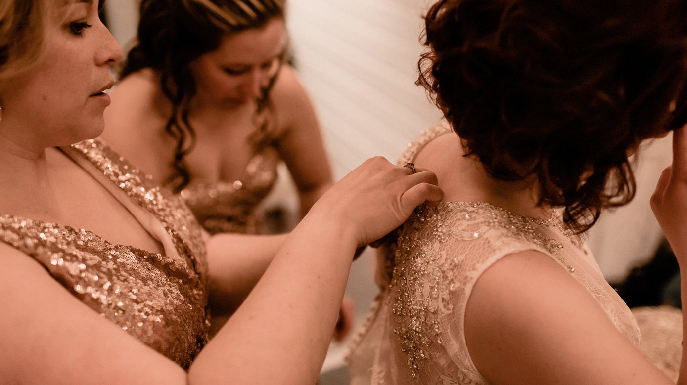 Bridal getting ready portraits
