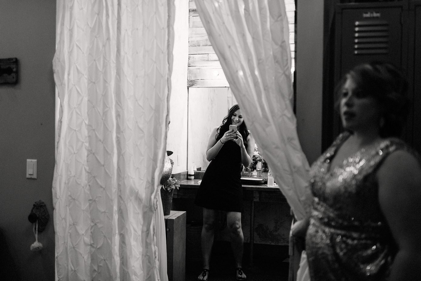 Documentary style wedding photographer in Milwaukee
