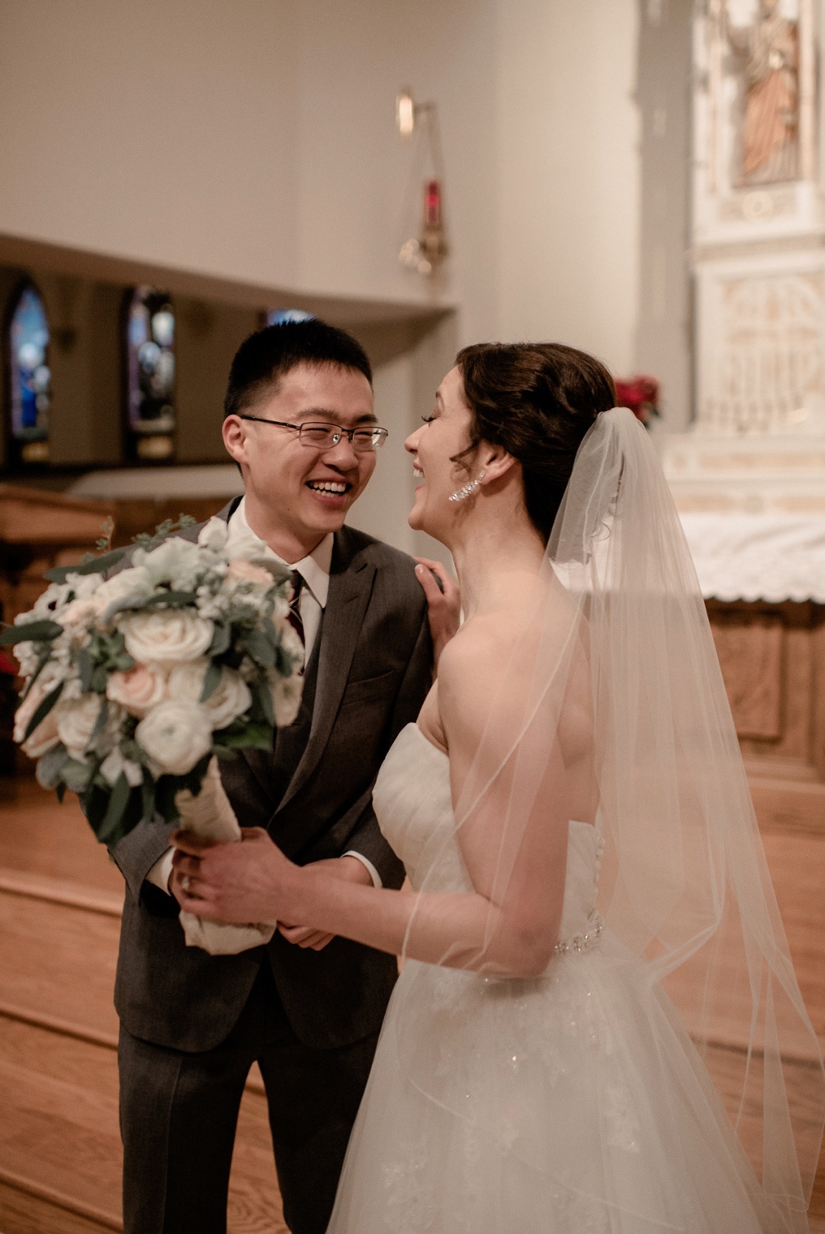 Winter wedding in Baraboo, WI