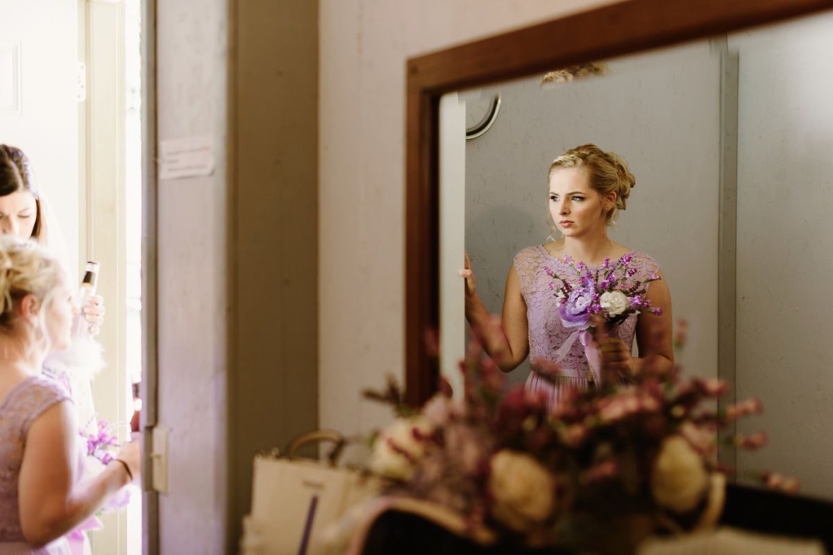 Bride's getting ready room at Barn at Windy Pine