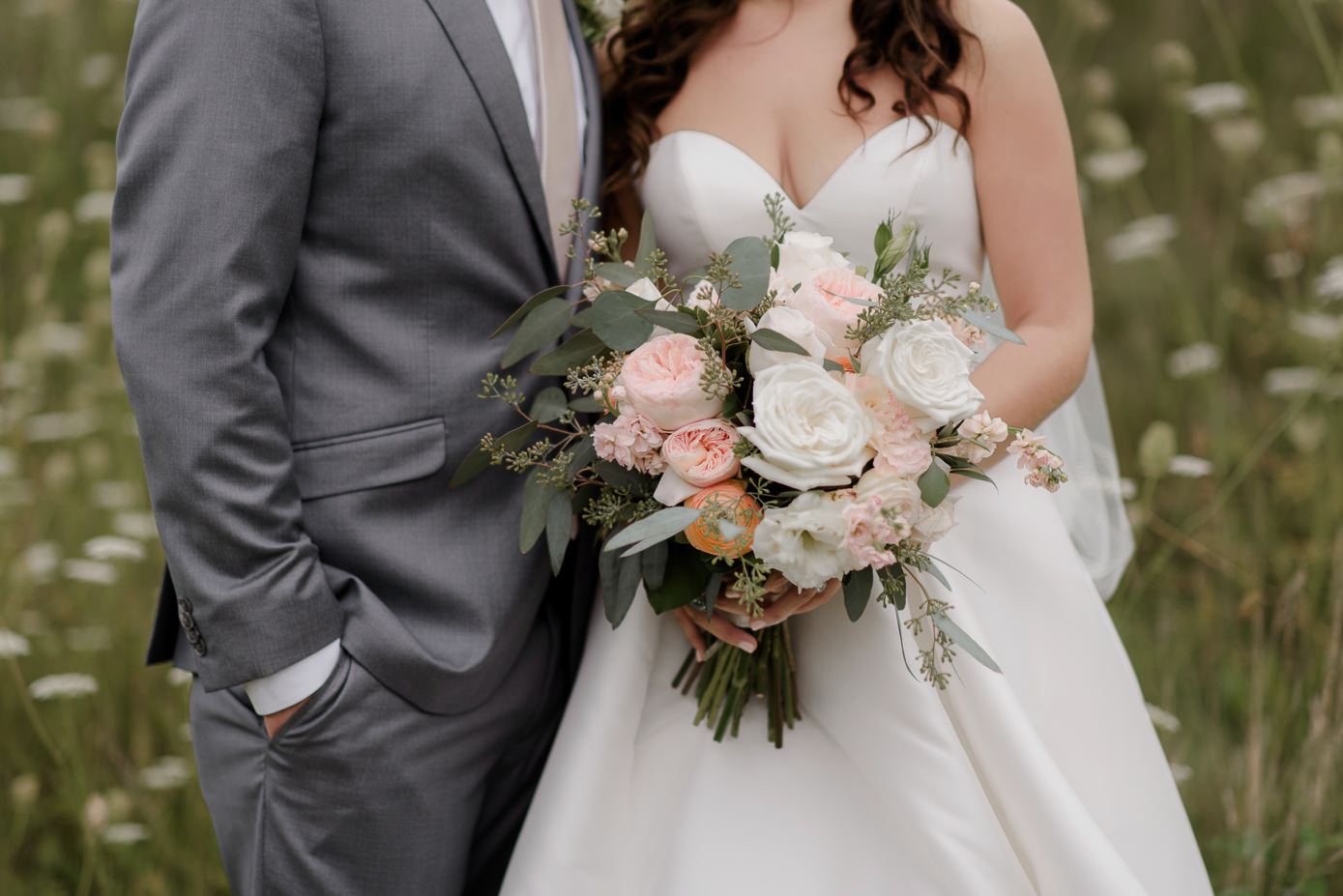 Wisconsin bride and her bouquet
