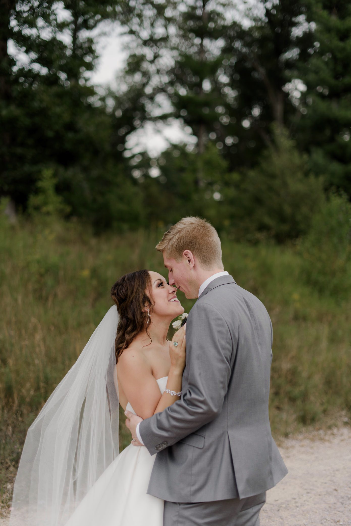 Wisconsin Dells wedding photographer