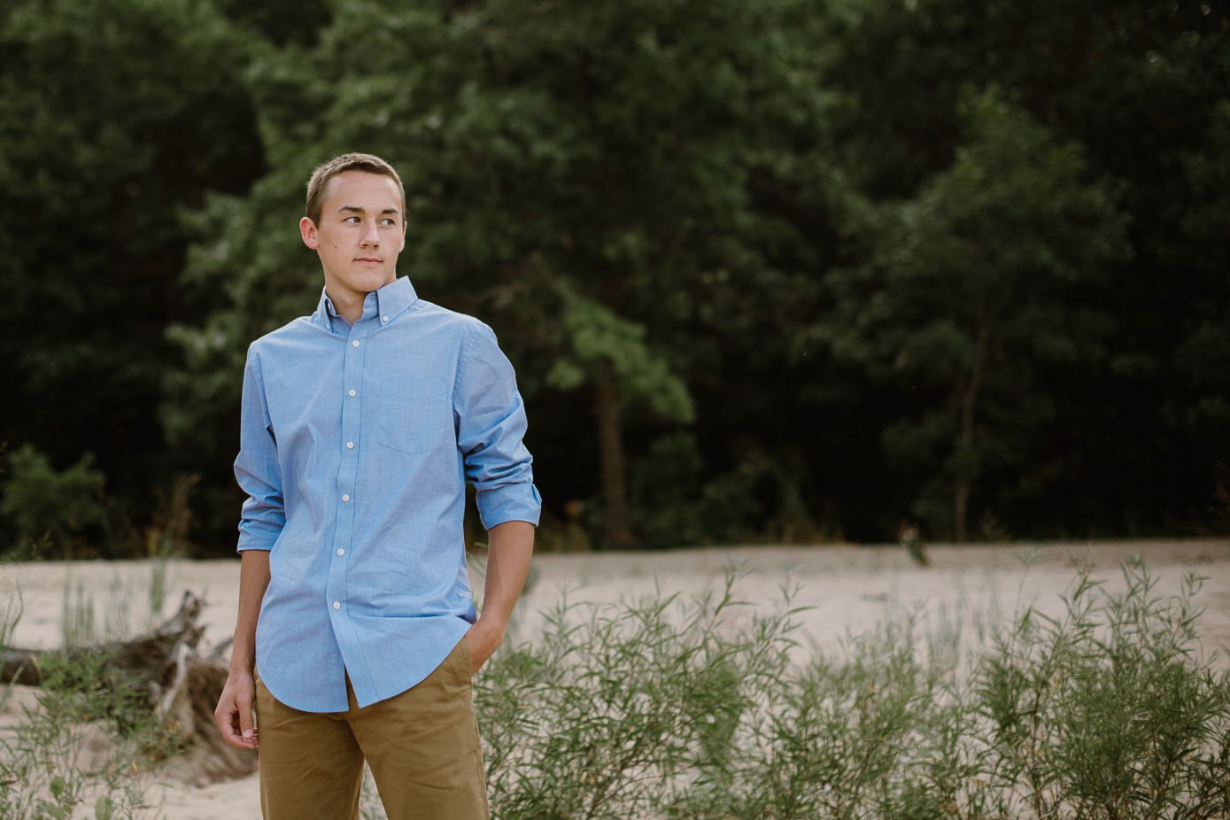 Sauk Prairie senior portraits by Lake Wisconsin