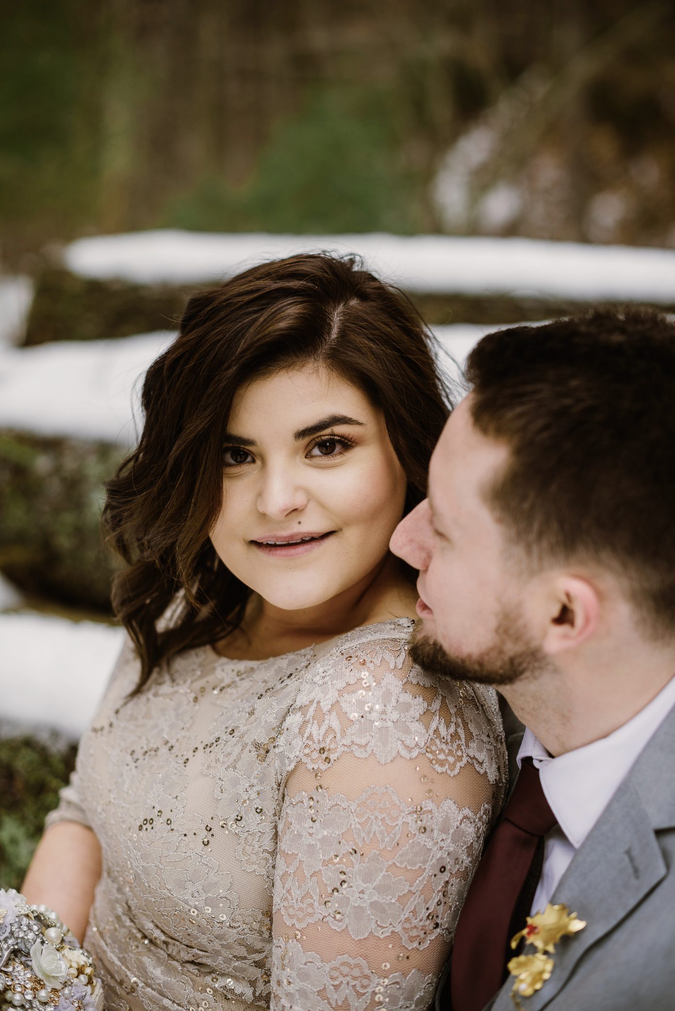 Wisconsin Dells winter wedding elopement.