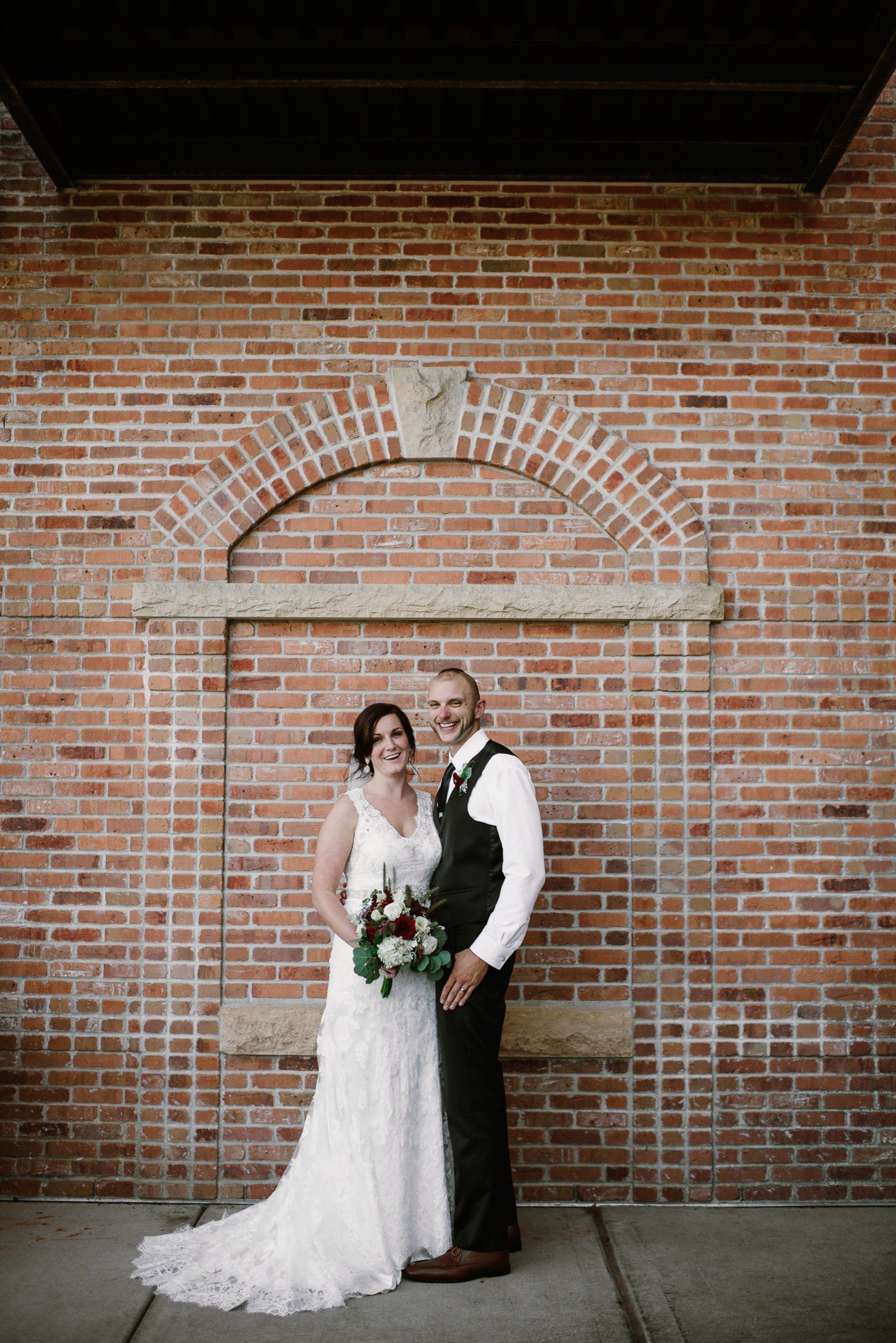 Sun Prairie wedding couples portraits