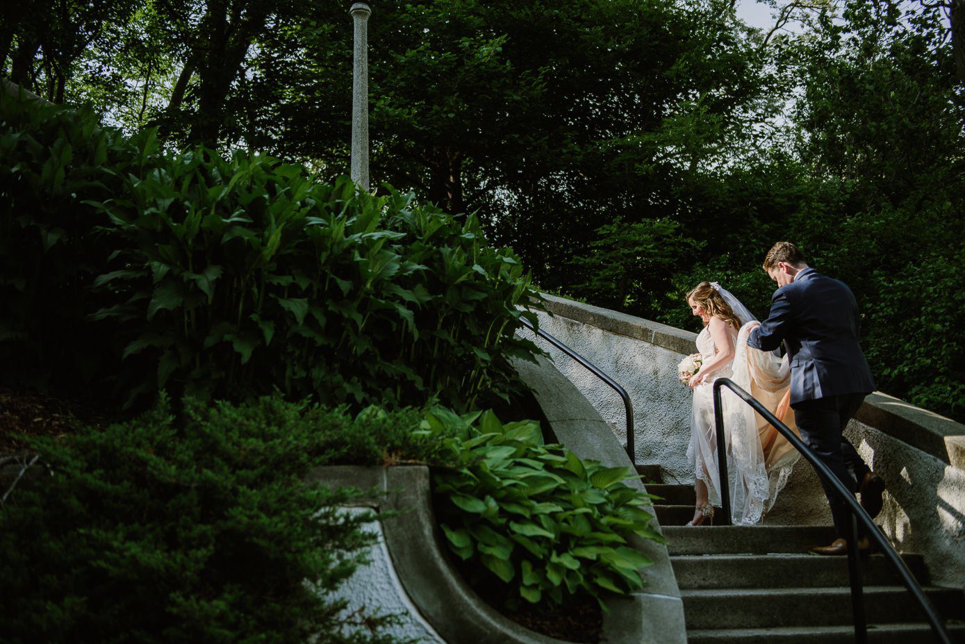 wedding photos at Lake Park Milwaukee