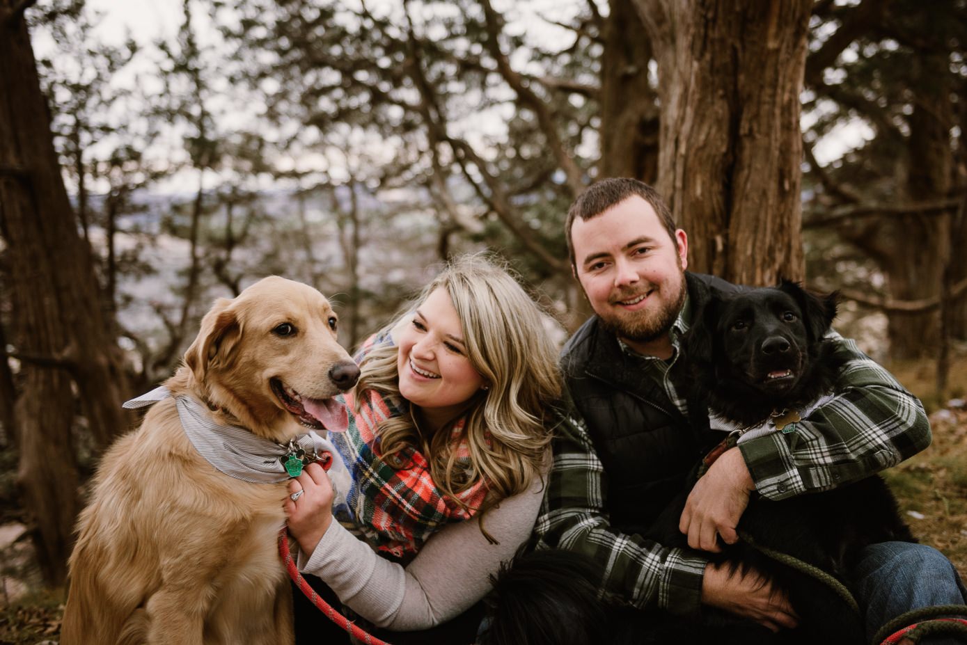 Madison Wedding Photographer-Gibraltar Rock fall engagement session-Wisconsin engagement photos