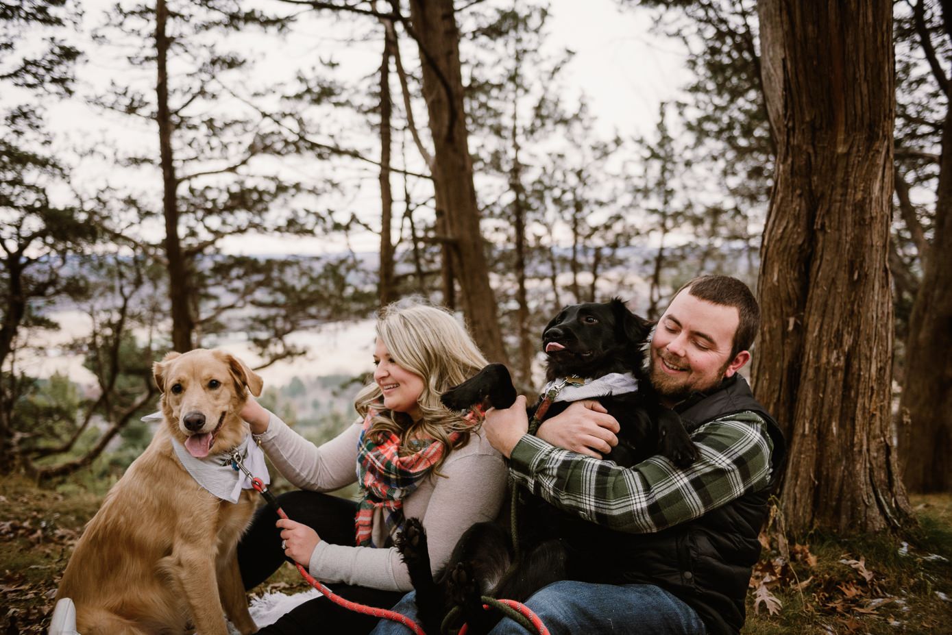 Madison Wedding Photographer-Gibraltar Rock fall engagement session-Wisconsin engagement photos