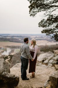 Madison Wedding Photographer-Gibraltar Rock fall engagement session-Wisconsin engagement photos