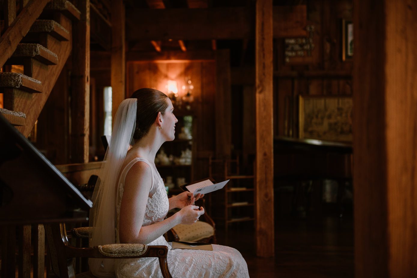 Oak Hill Weddings in Apple River - Kate Senger Photography