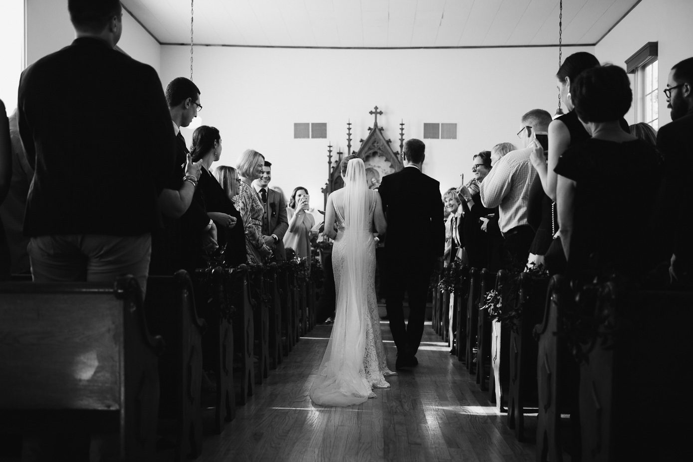 Oak Hill Weddings in Apple River - Kate Senger Photography