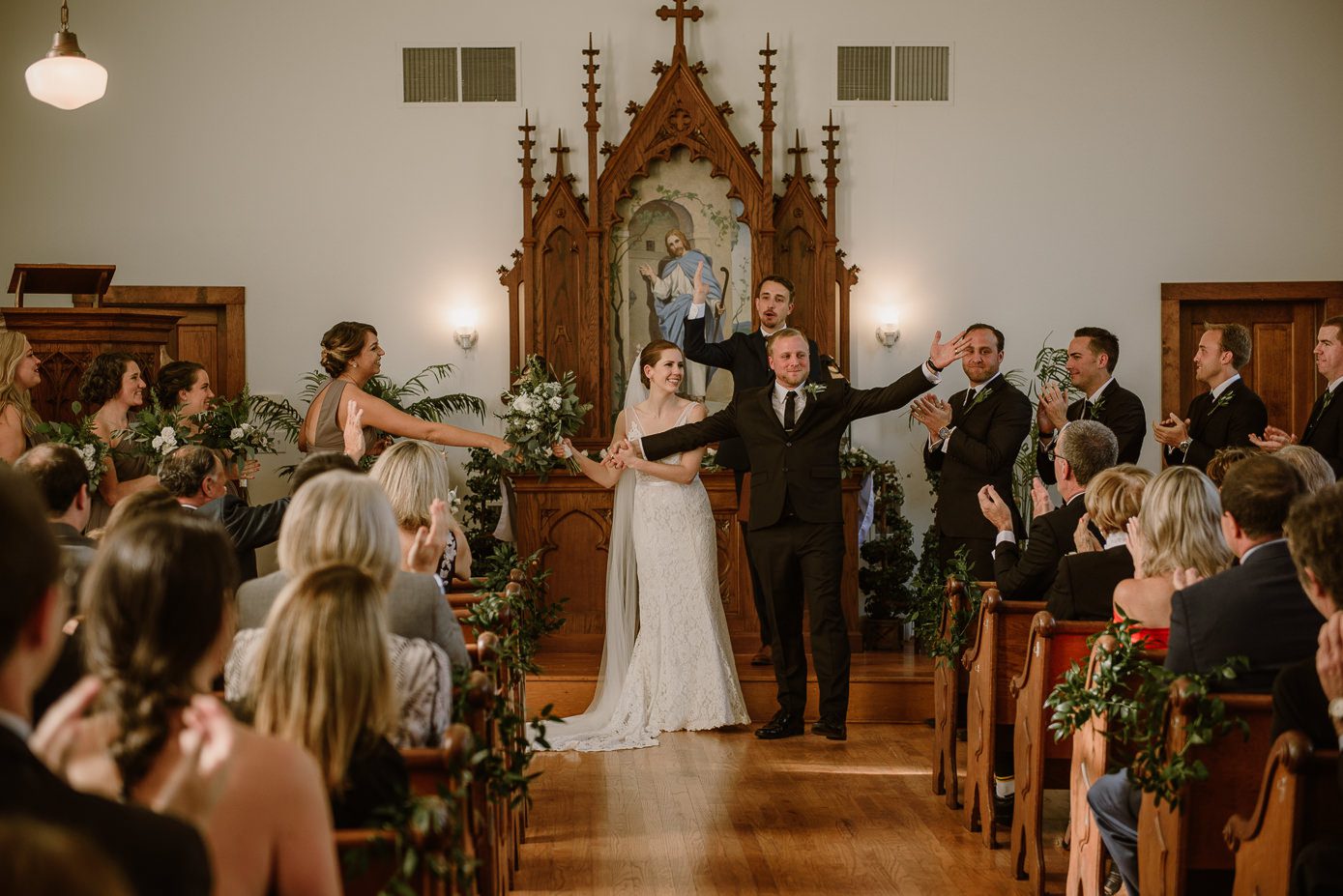 Oak Hill Weddings in Apple River - Kate Senger Photography