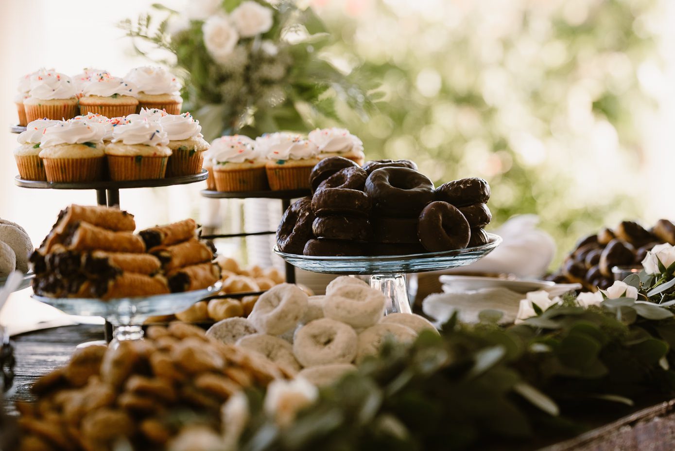 Oak Hill Weddings in Apple River - Kate Senger Photography