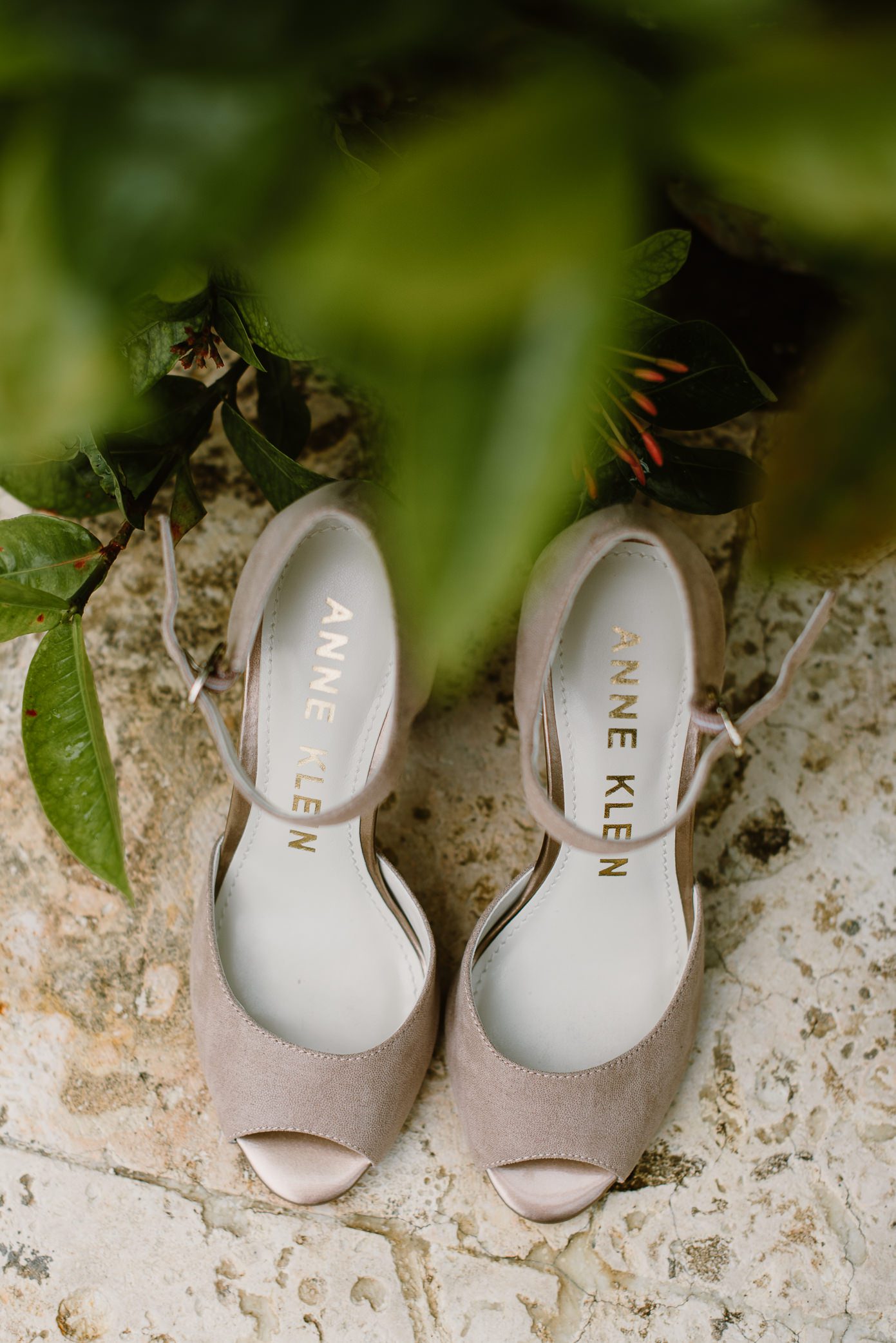 Tropical elopement at Huracan Cafe in Bavaro