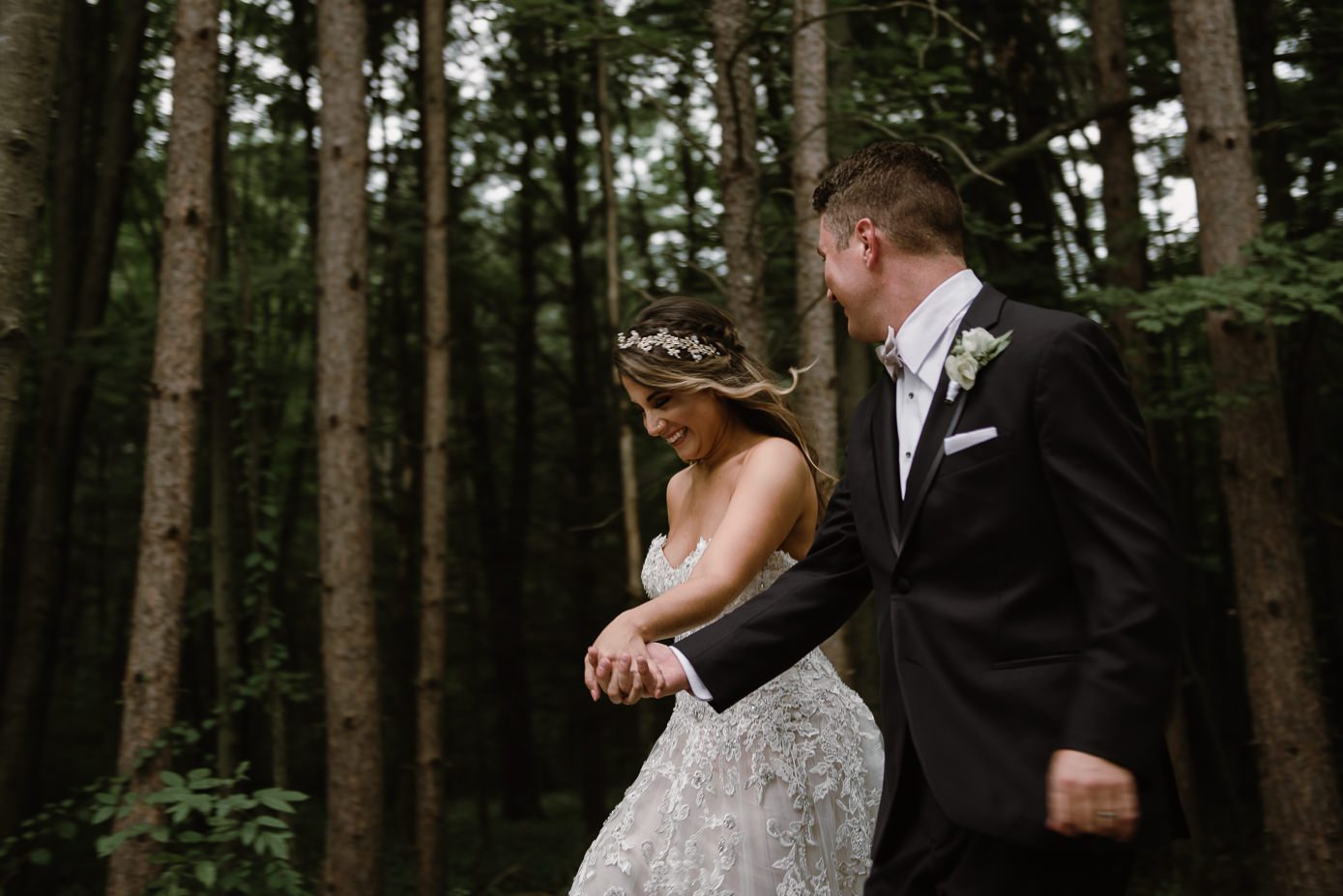 Wisconsin Dells Wedding in the woods