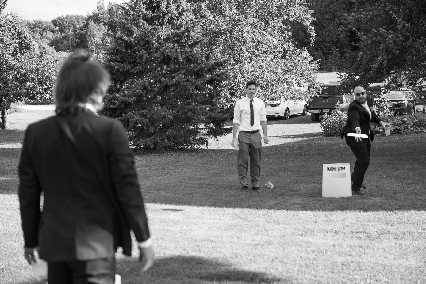 Kan Jam game at wedding